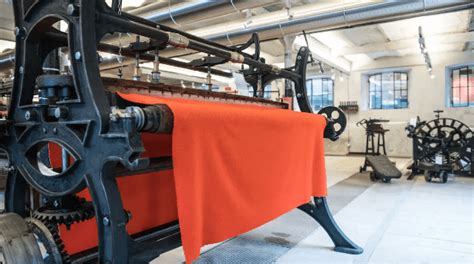 fabbrica stoffe per gucci toscana|Gucci chooses the Casentino cloth: the relaunch of the historic .